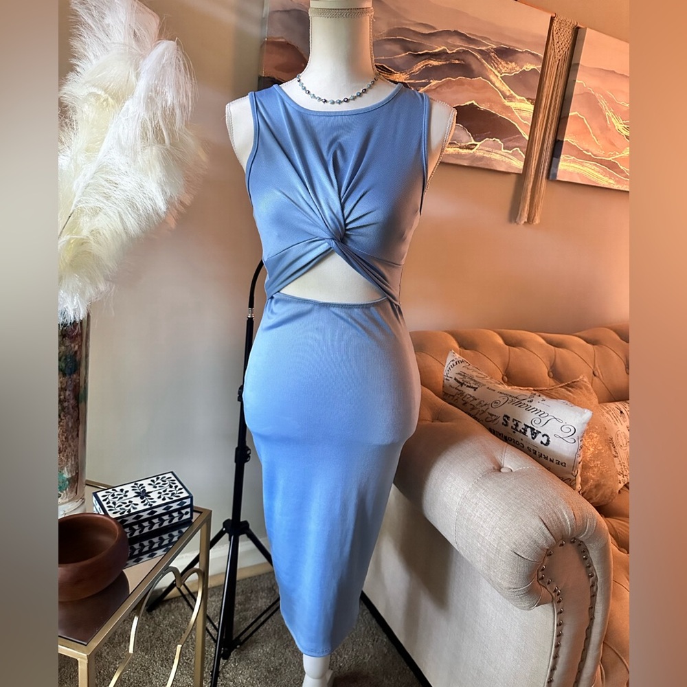 Saint 21 Bodycon Cut Out Midi Dress